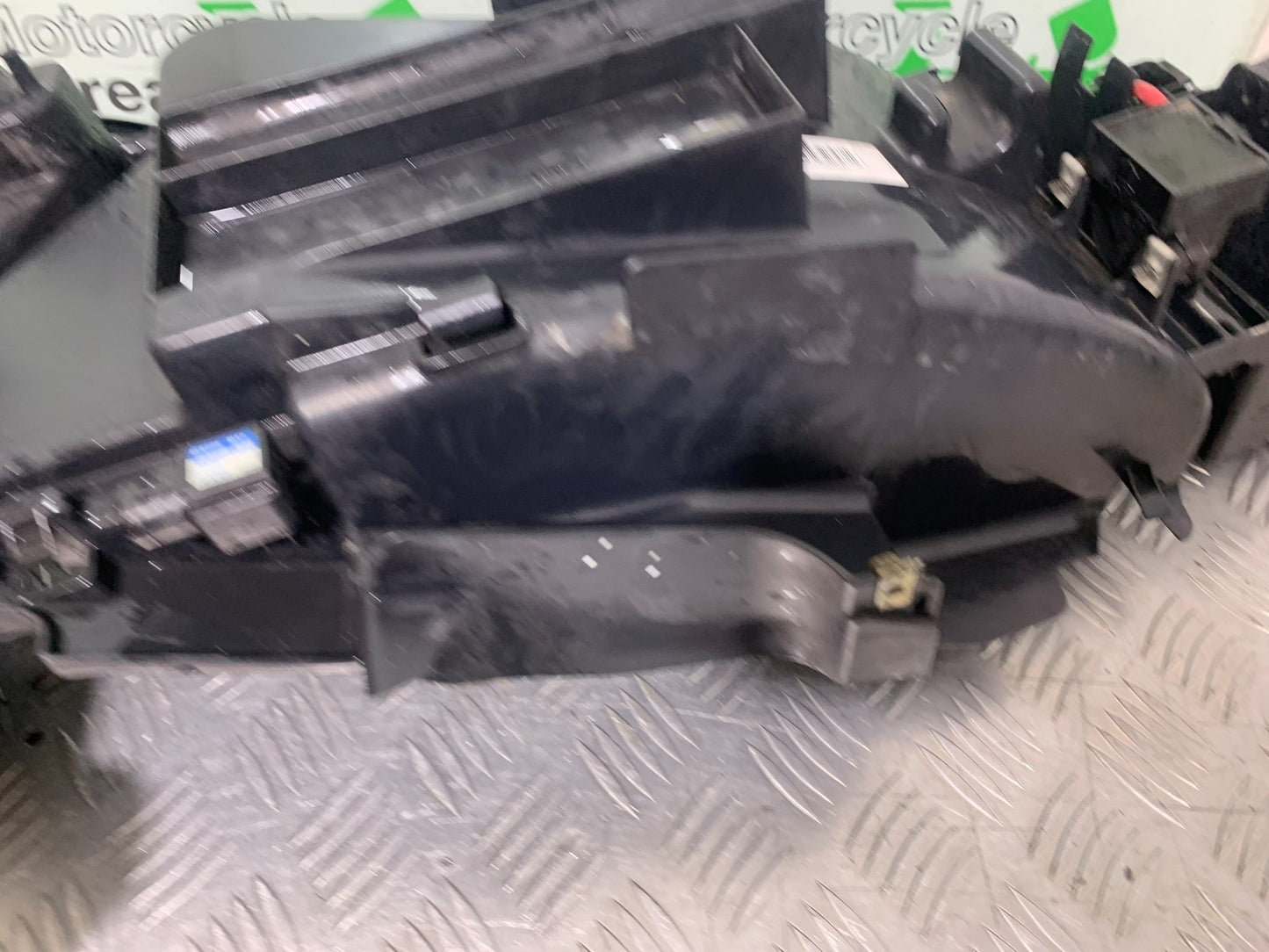 HONDA CBR1100 BLACKBIRD REAR MUDGUARD AND INDICATORS   YEAR 1999-2005 (CMB1232)