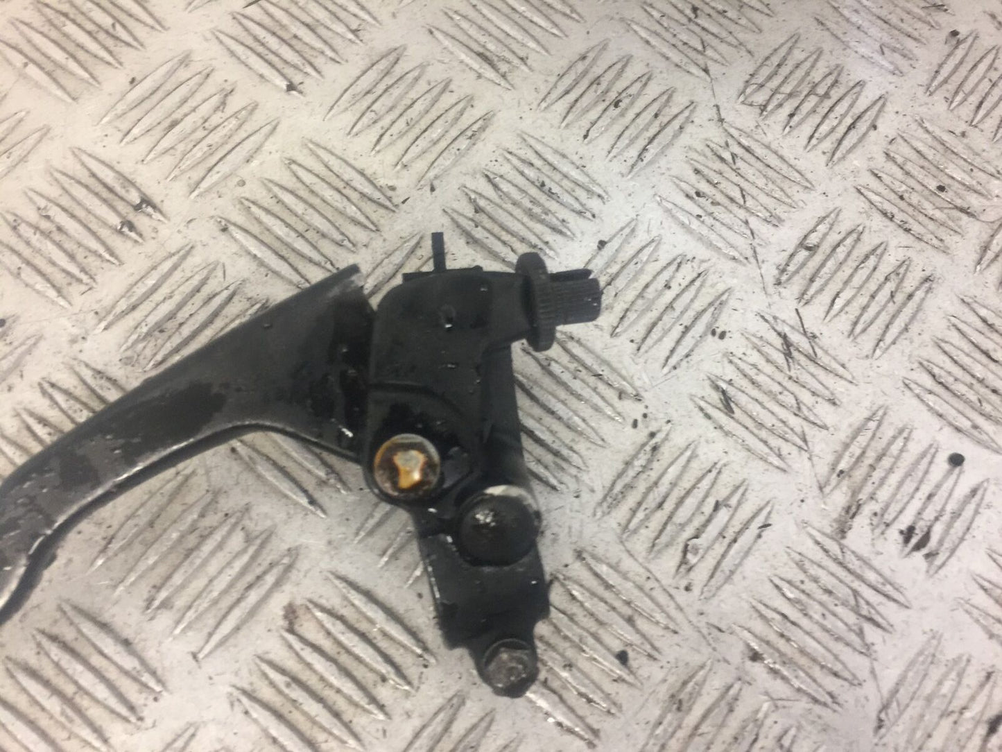 KAWASAKI NINJA 400 CLUTCH LEVER AND BRACKET  YEAR 2019  (STOCK 635)
