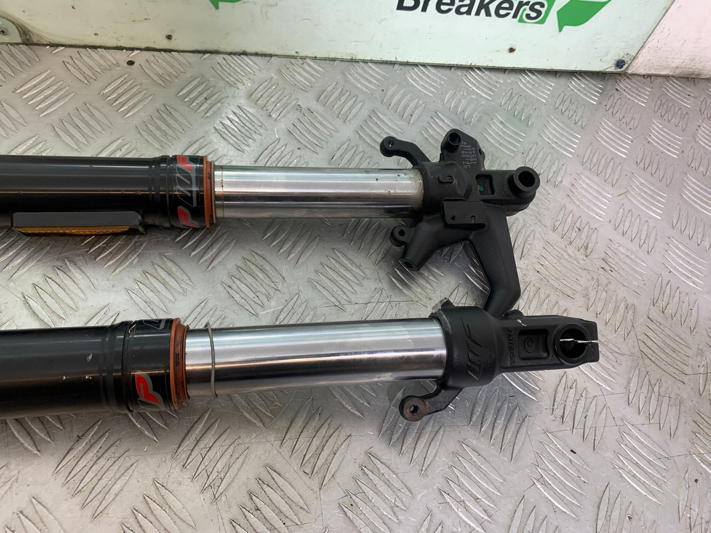 KTM 125 DUKE FORKS  YEAR 2018-2023 (CMB1185)