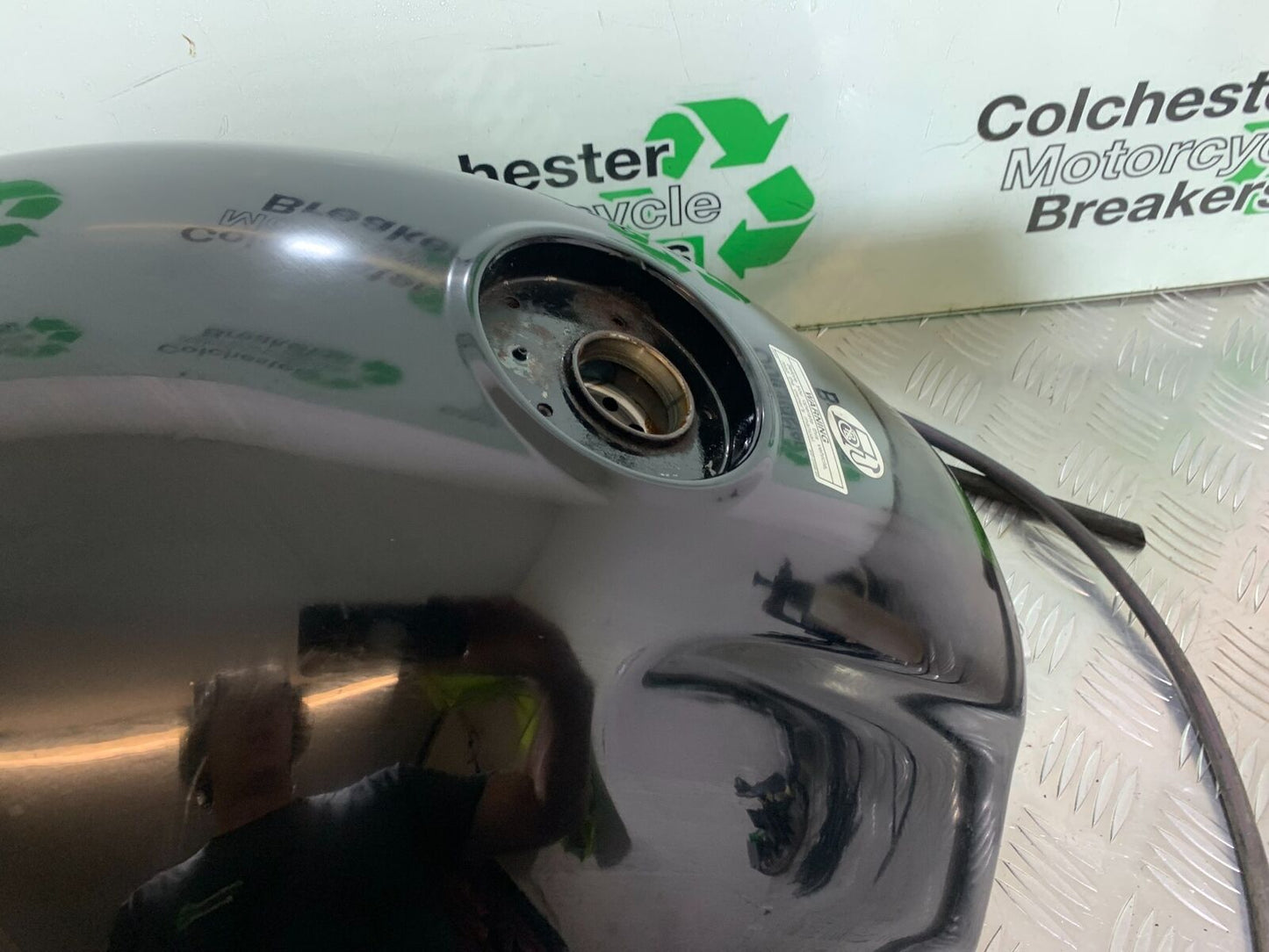 YAMAHA FJR1300 FJR 1300 PETROL TANK  YEAR 2001-05 (CMB1005)