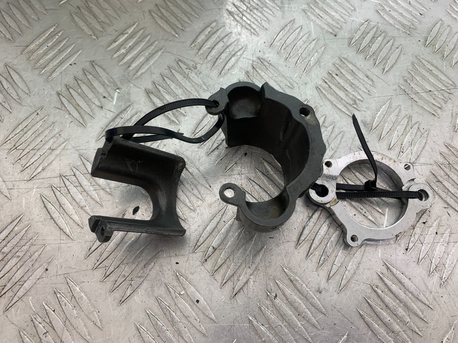 BSA 650 GOLD STAR EXHAUST CLAMP  YEAR 2022-2025 (CMB1262)