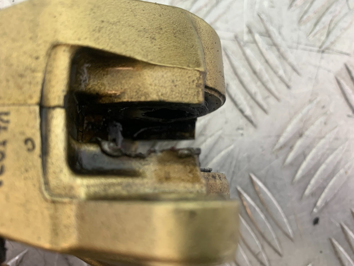 APRILIA RSV4 FACTORY REAR CALIPER (DAMAGED)  YEAR 2009-2012 (CMB1224)