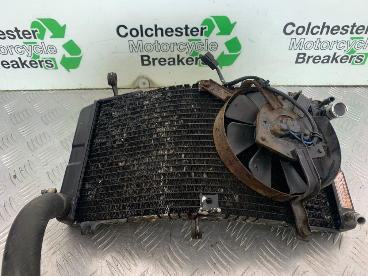 SUZUKI GSXR600 GSXR 600 SRAD RADIATOR AND FAN  YEAR 1997-2000 (CMB1276)