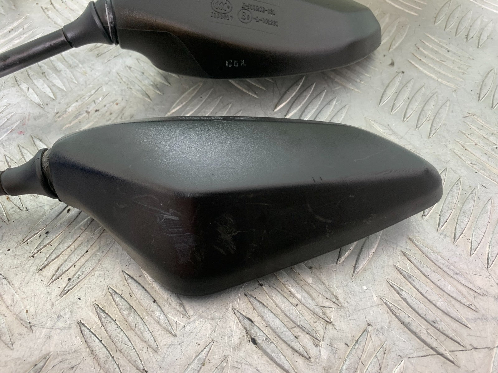KYMCO CK1 125 LEFT AND RIGHT MIRRORS YEAR 2014 - 2016 (CMB1181)