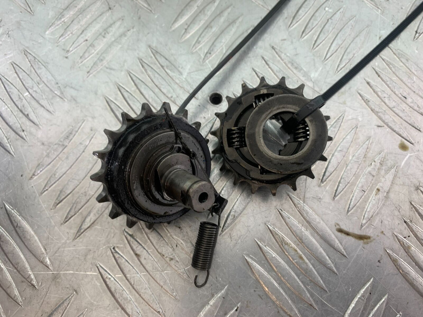 KAWASAKI KLR600 KLR 600 CHAIN GEARS  YEAR 1993-1995