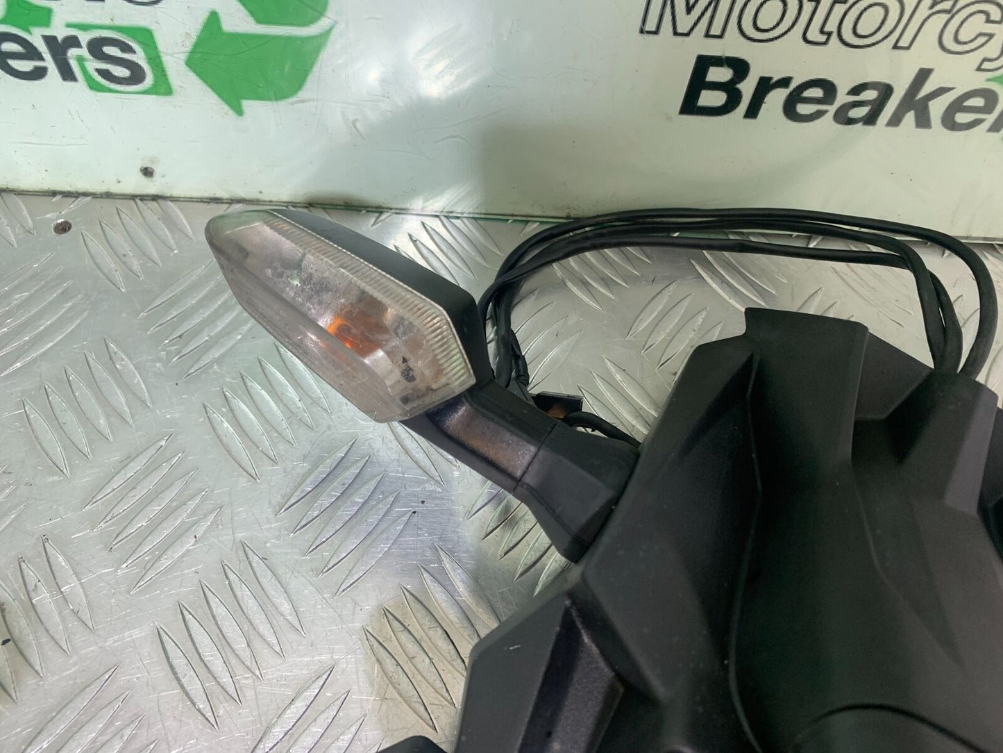 KAWASAKI Z300 ER300 REAR MUDGUARD AND INDICATORS   YEAR 2016-2018  (CMB1056)