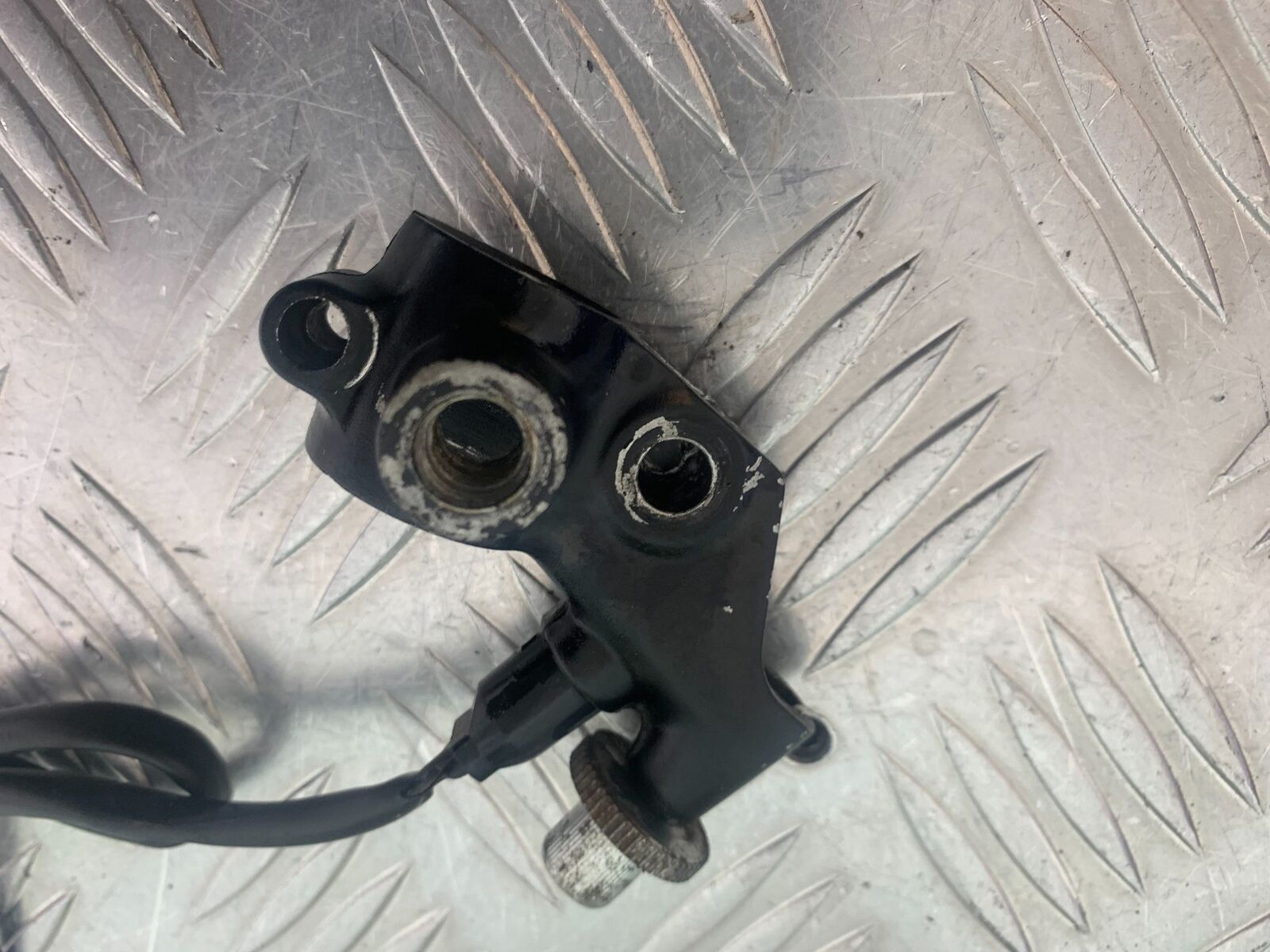 YAMAHA YS125 YS 125 CLUTCH LEVER BRACKET   YEAR 2017-2021 (CMB1053)