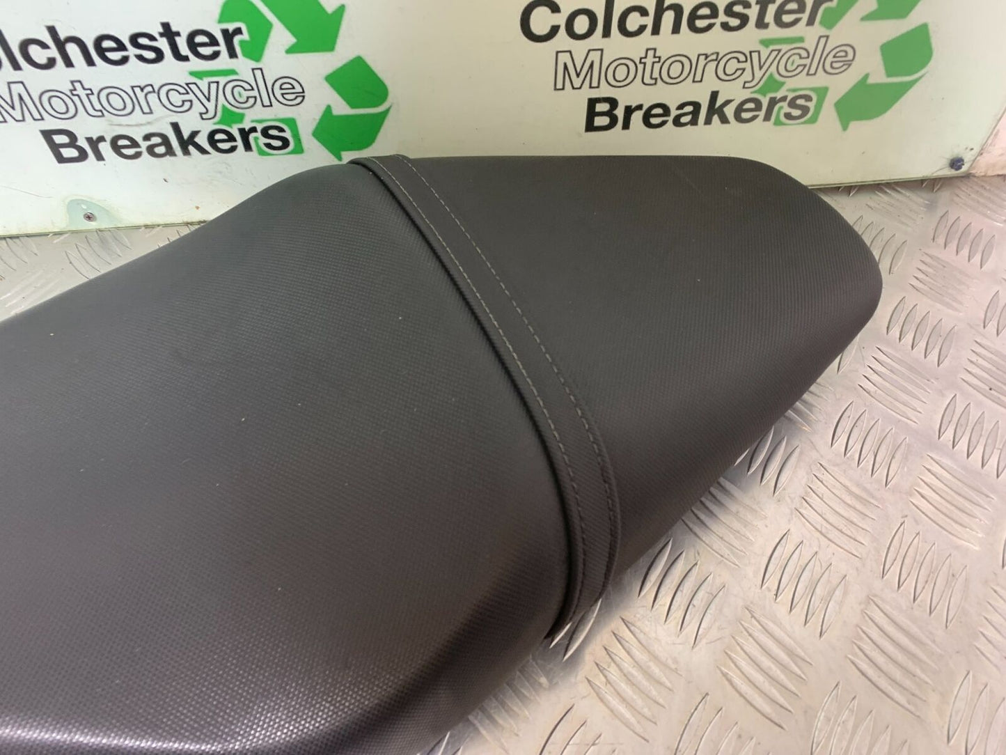 HONDA CBR650 F CBR 650F SEAT  YEAR 2014-2017  (STOCK 998)
