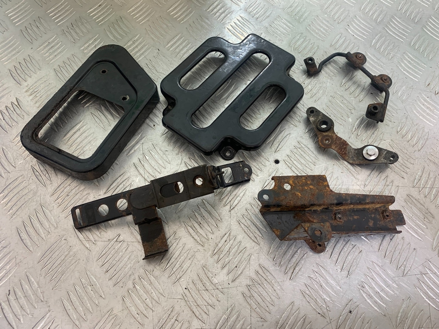KAWASAKI VN1500 CLASSIC FRAME BRACKETS    YEAR 1999 -2006 (CMB1166)