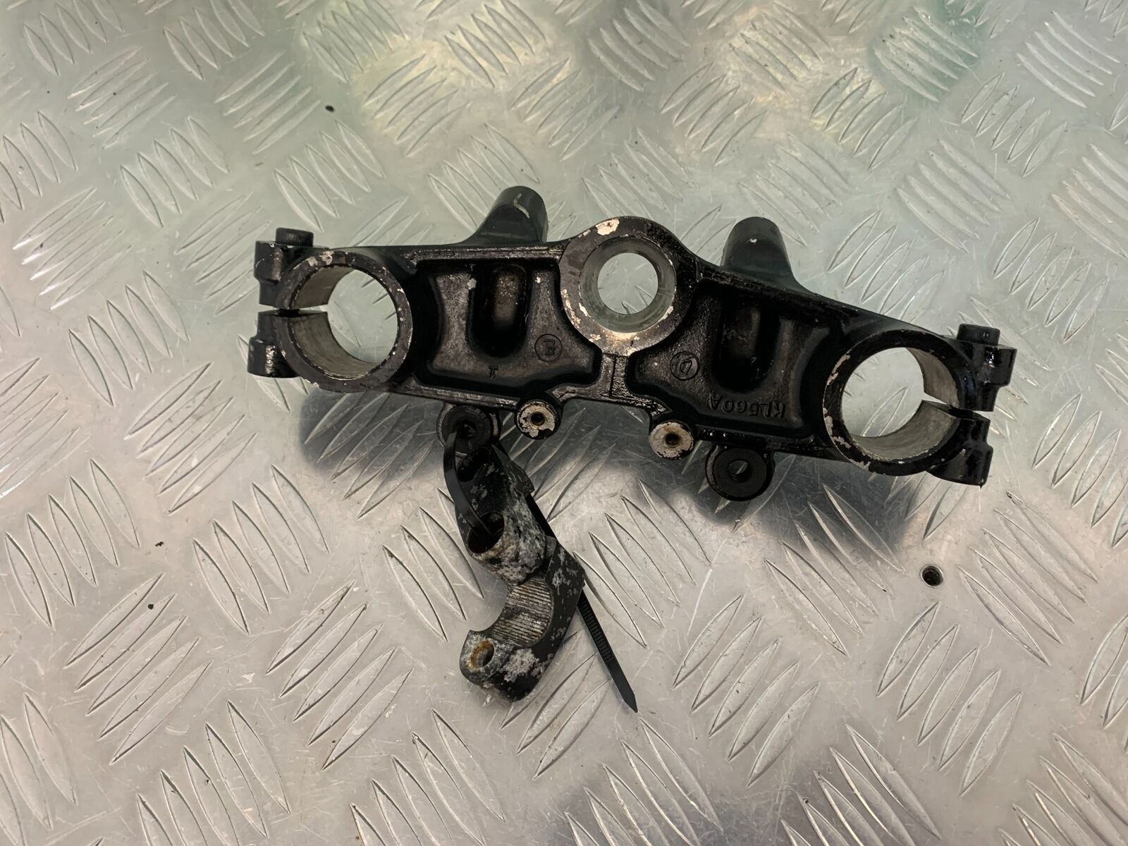 KAWASAKI KLR250 KLR 250 TOP YOKE YEAR 1984-2001 (STOCK 980)