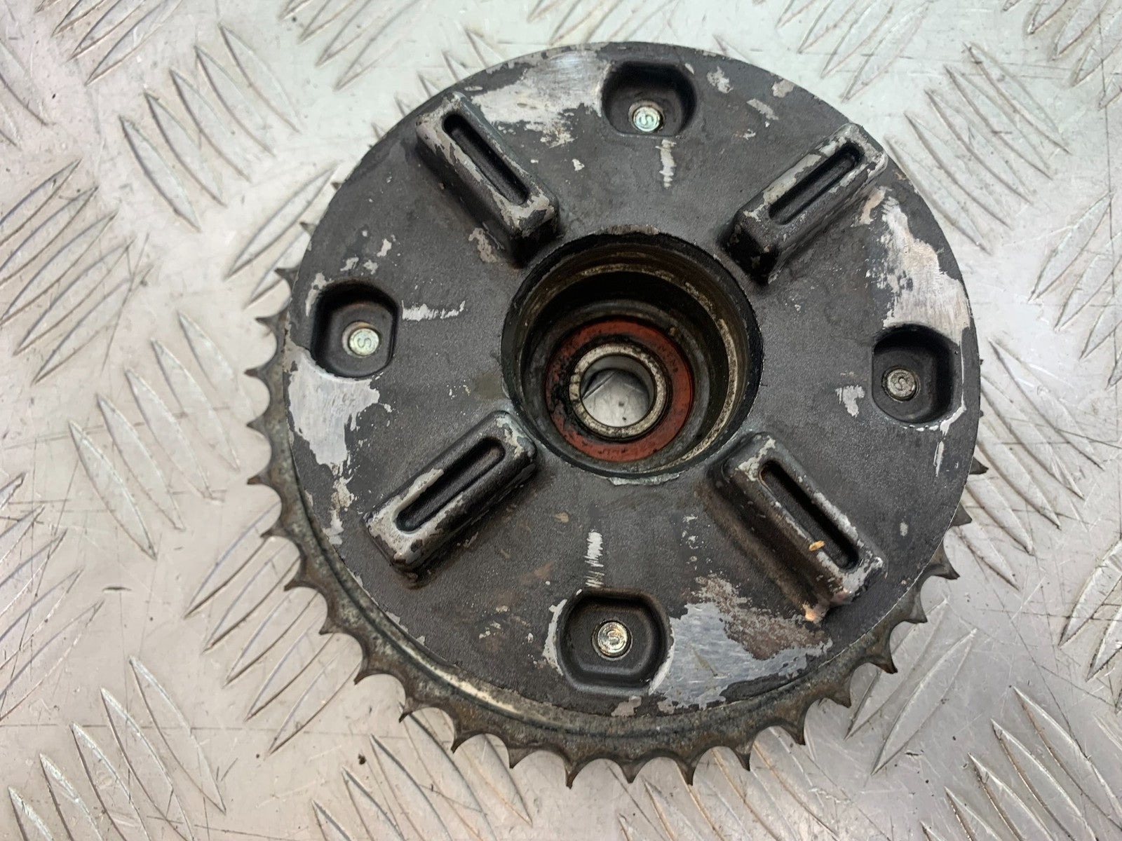 HONDA CBF125 CBF 125 SPROCKET CARRIER  YEAR 2009-14 (CMB1182)
