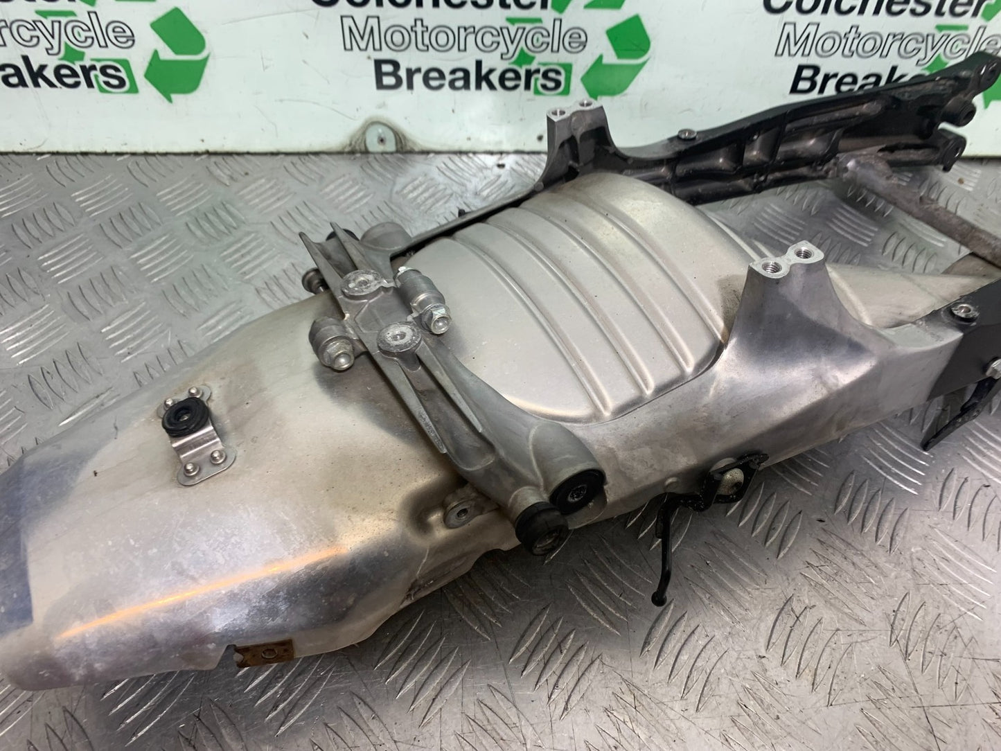 HONDA CBR1000 rr FIREBLADE REAR SUBFRAME YEAR 2006 (CMB1220)
