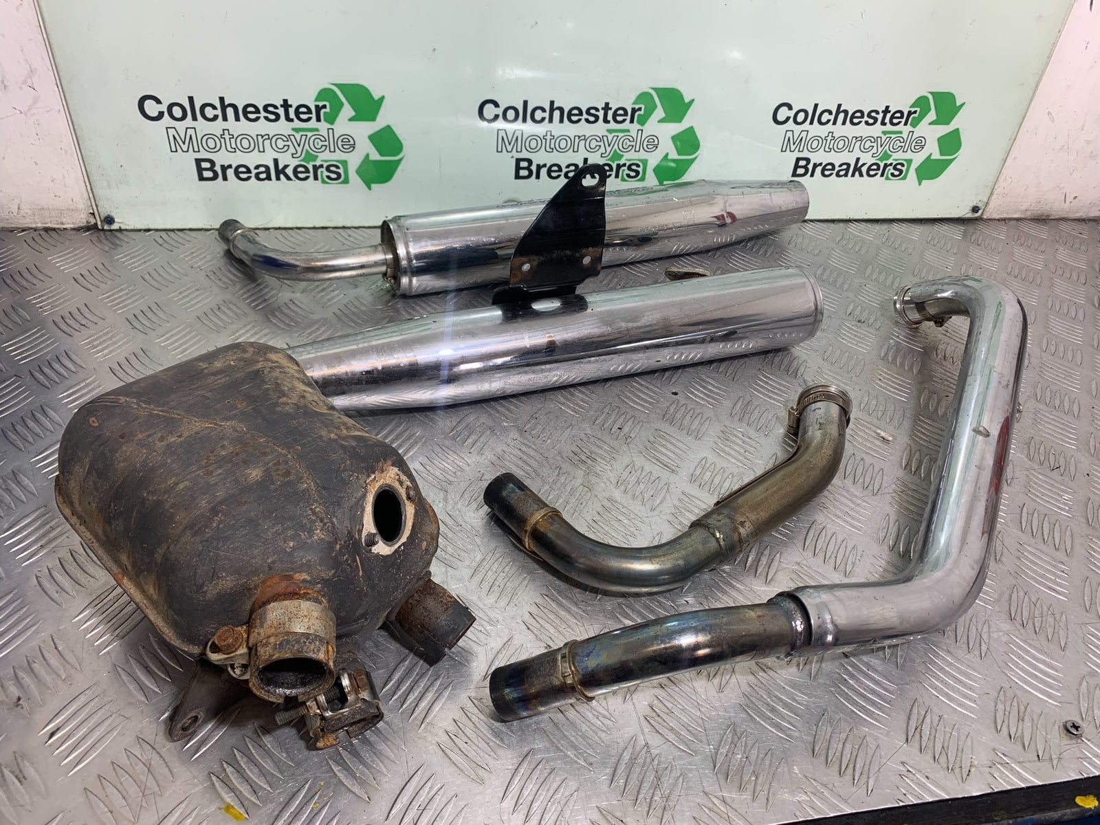 KAWASAKI VN1500 CLASSIC EXHAUST  YEAR 1999 -2006 (CMB1166)