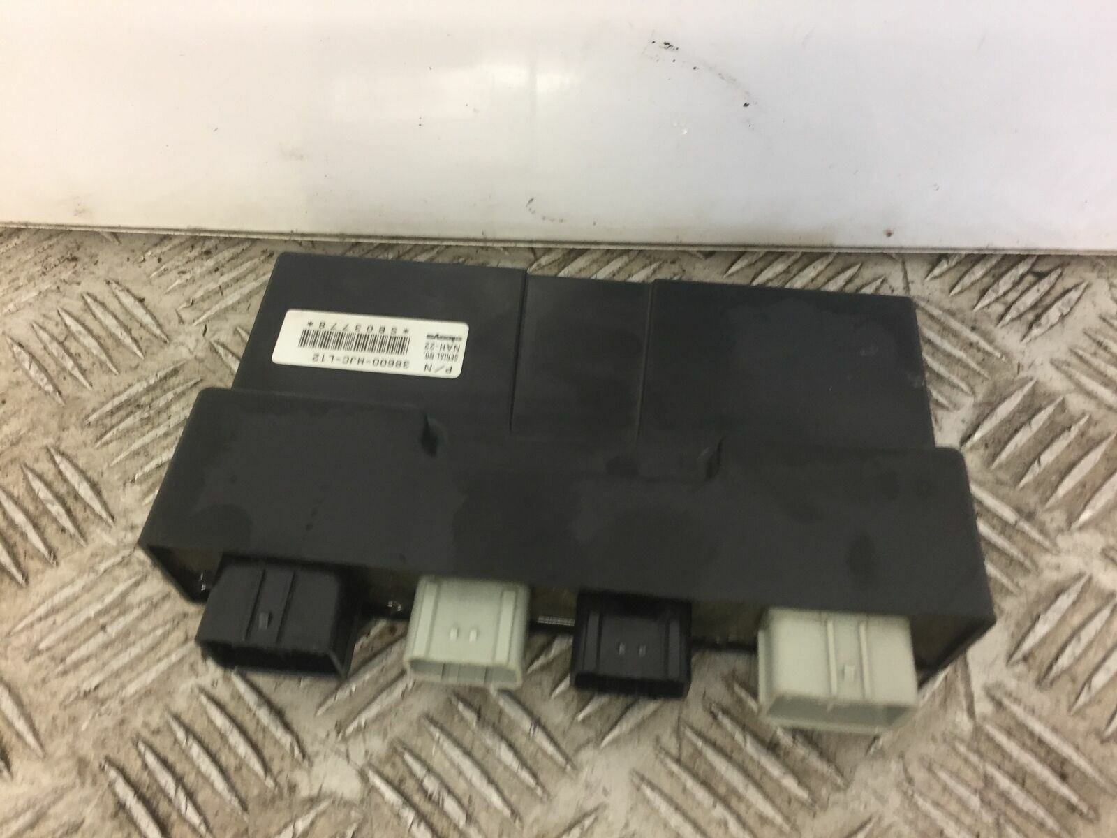 HONDA CBR600 CBR 600 RR ABS CONTROL BOX   YEAR 2015