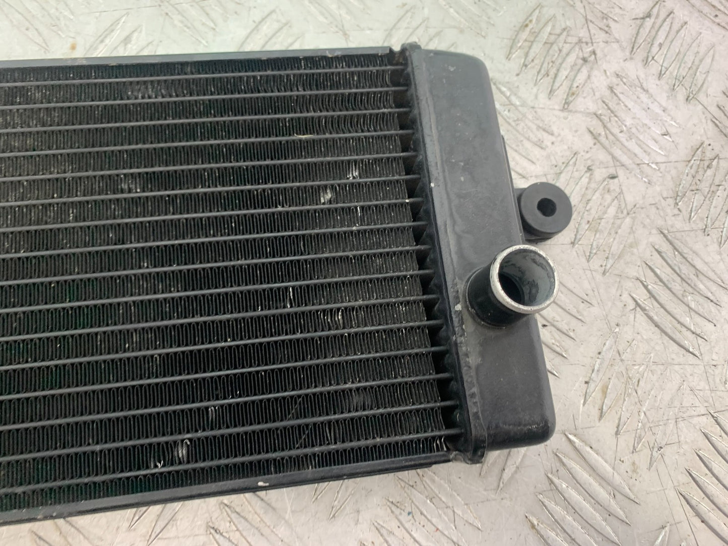 HONDA VT750 SHADOW RADIATOR  YEAR 2003-2004 (CMB1265)