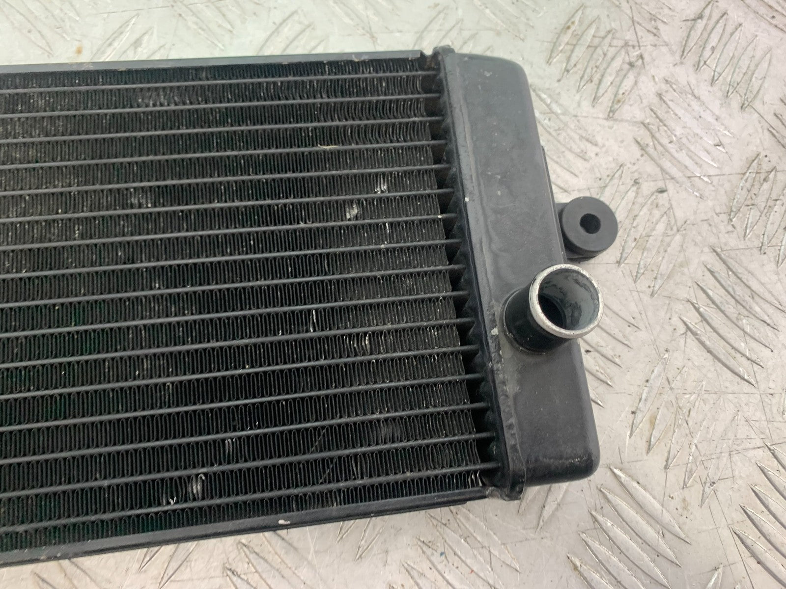 HONDA VT750 SHADOW RADIATOR  YEAR 2003-2004 (CMB1265)