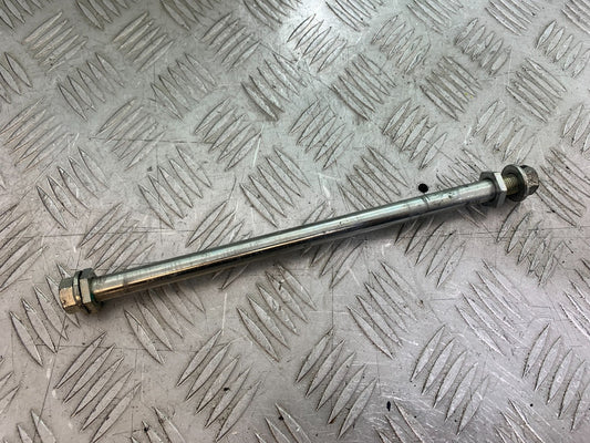 KTM RC125 RC 125 RC SWINGARM SPINDLE 2014 2017 (CMB1199)