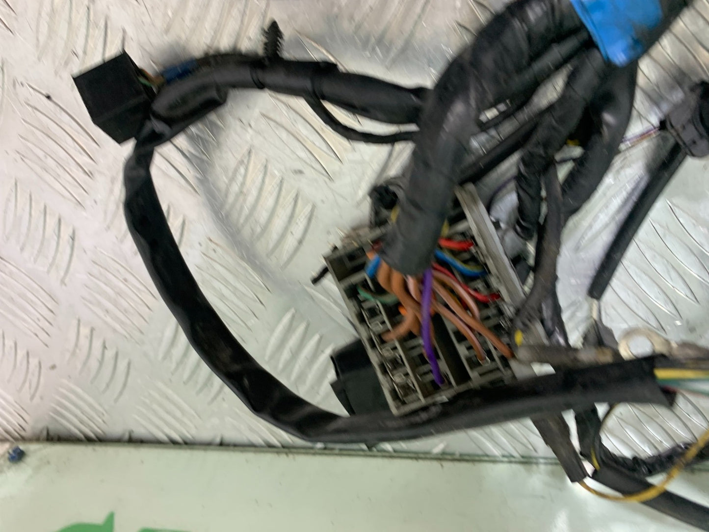 TRIUMPH 955i DAYTONA WIRING LOOM  YEAR 2002-2006 (CMB1229)