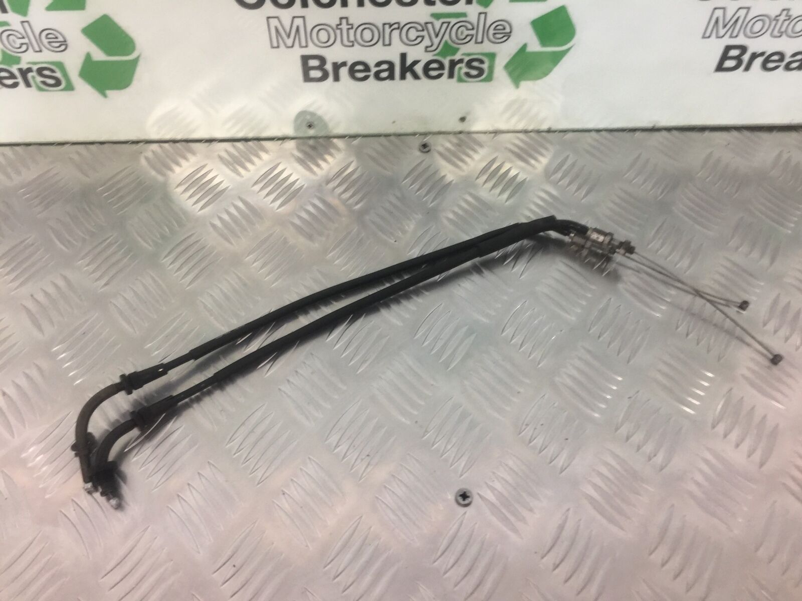 SUZUKI SV650 SV 650 THROTTLE CABLES  YEAR 1999-2002 (STOCK 919)