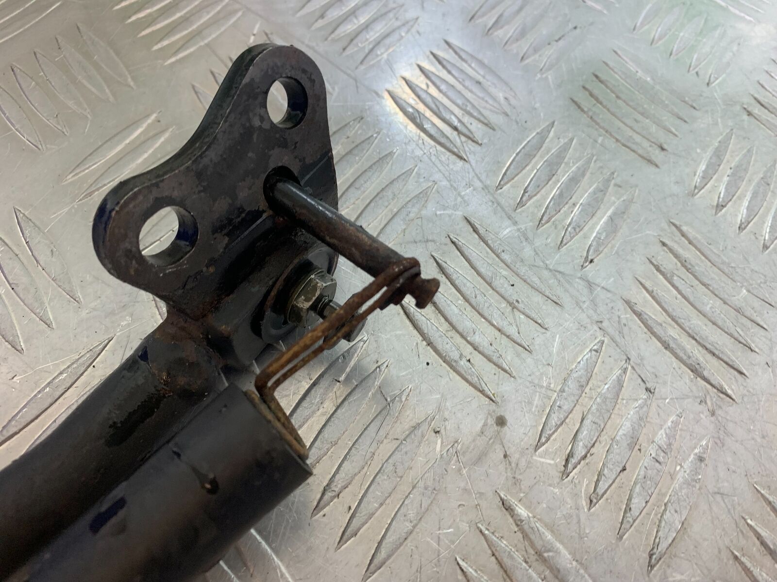 HONDA CBR 929 RRY FIREBLADE SIDE STAND   YEAR 2000-01 (CMB1094)