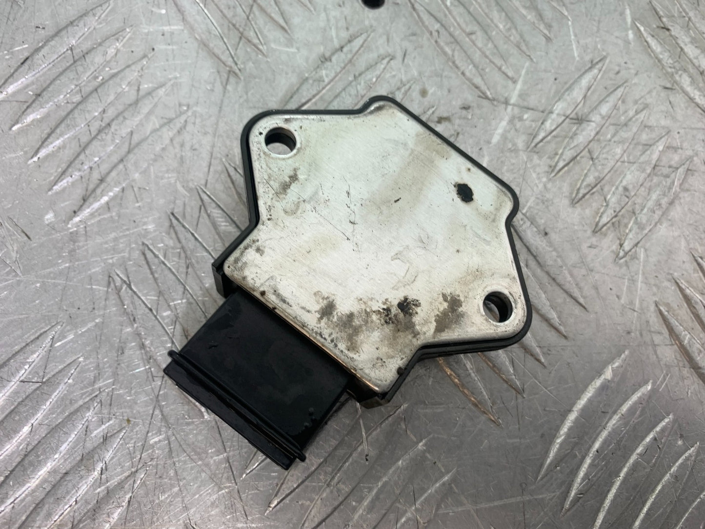 HONDA CBR600 CBR 600 FX FY REGULATOR     YEAR 1999-2000 (CMB1287)
