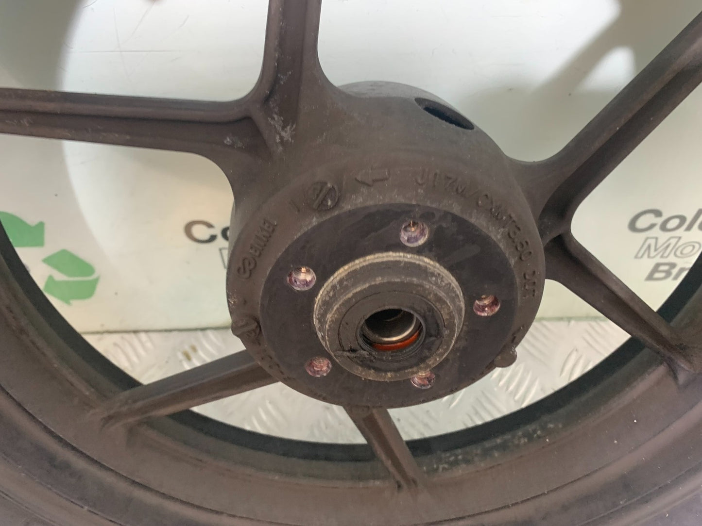 KAWASAKI Z750 Z 750 FRONT WHEEL  YEAR 2004-2006  (CMB1234)