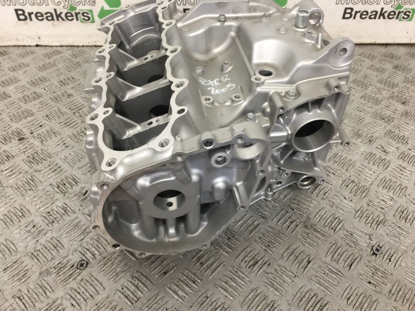 KAWASAKI ZX6R ZX6 R C1H CRANK CASINGS   YEAR 2005 2006 (STOCK 423)