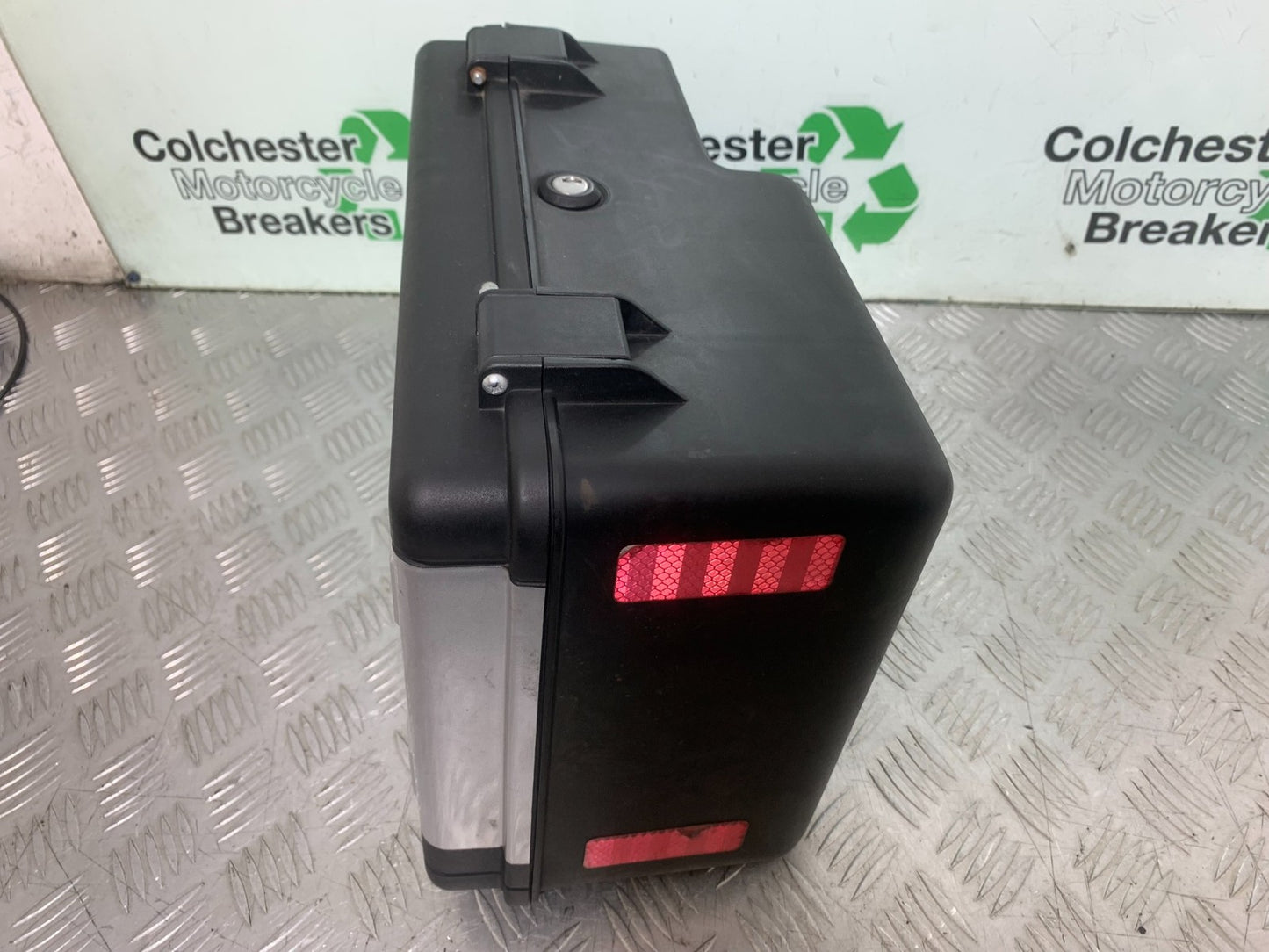 SINNIS TERRAIN 125 LEFT PANNIER   YEAR 2017-2020 (CMB1241)