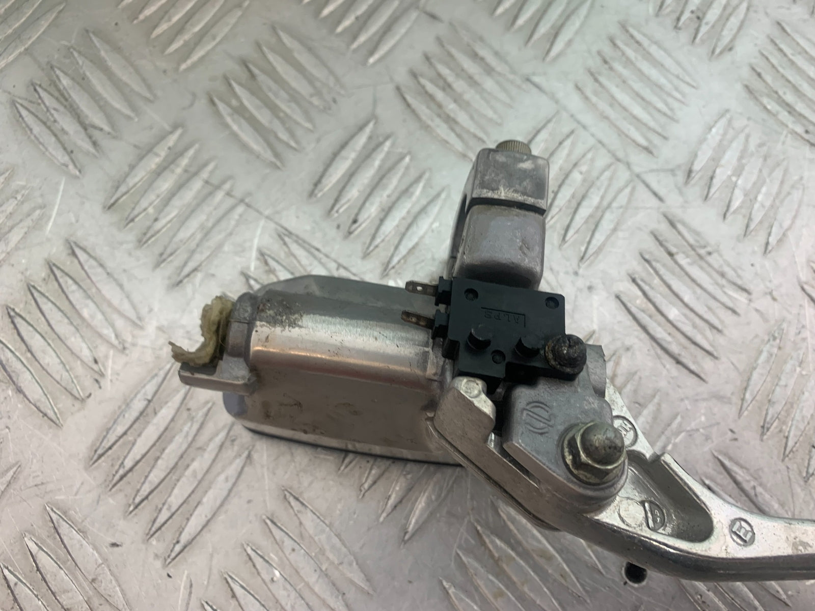 HONDA VTX1300 S-6 FRONT BRAKE MASTER CYLINDER  YEAR 2004-09 (CMB1159)