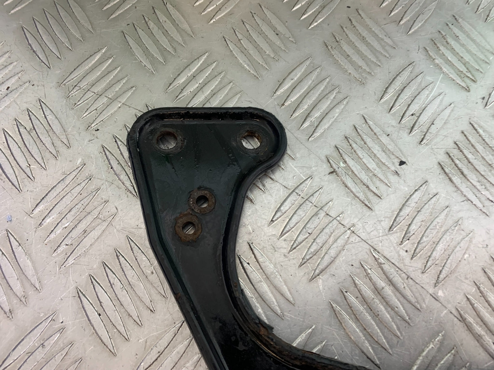 HARLEY DAVIDSON FXS BLACKLINE 1585 FRAME BRACKET  YEAR 2012 (CMB1147)