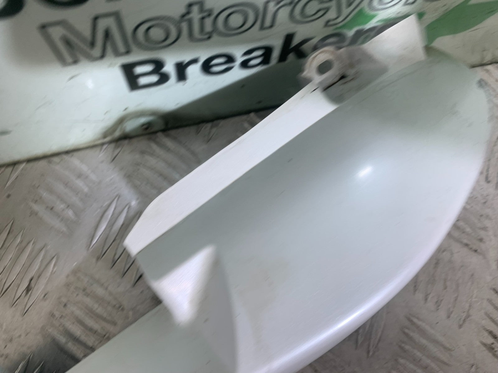 YAMAHA YS125 YS 125 RIGHT TAIL PIECE   YEAR 2017-2021 (CMB1321)
