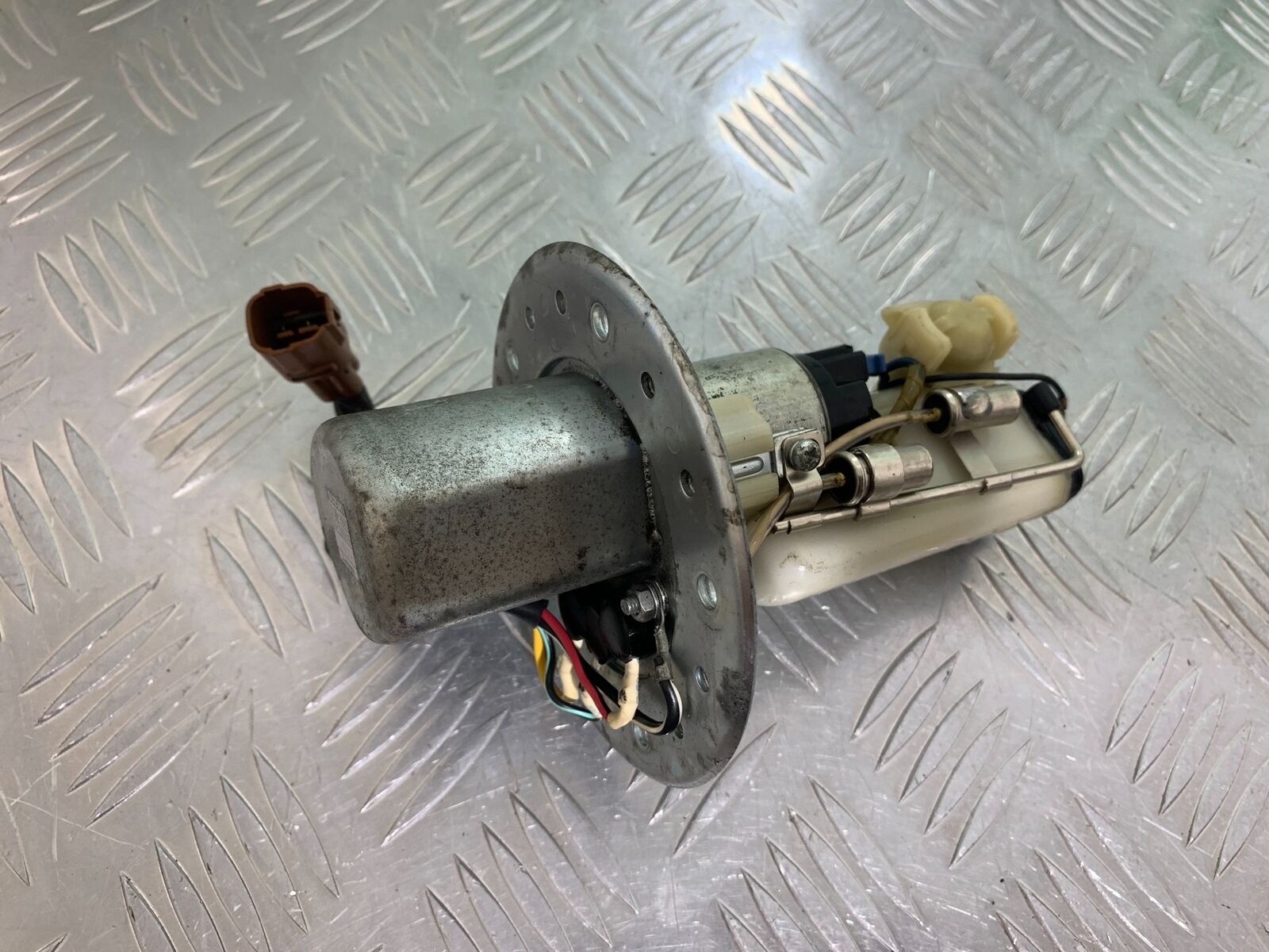 SUZUKI SV650 SV 650 PETROL PUMP  YEAR 2003-2006 (CMB1024)