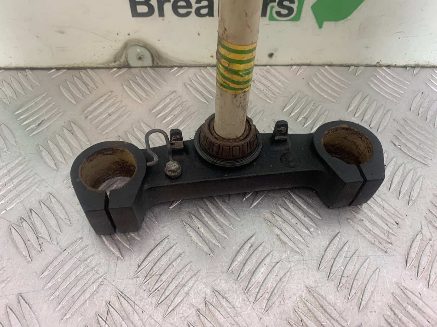 ROYAL ENFIELD HIMALAYAN 411 BOTTOM YOKE  YEAR 2018-2023 (CMB1322)