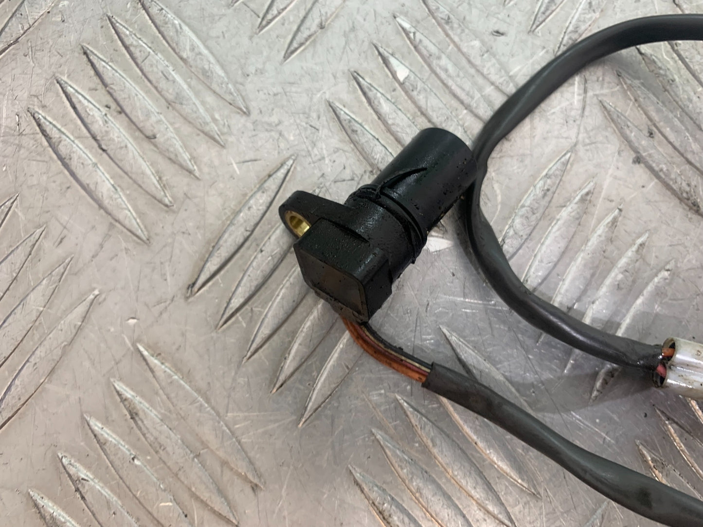 APRILIA 650 PAGASO STRADA ENGINE PICK UP SENSOR   YEAR 2005-2010 (CMB1057)