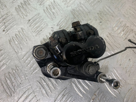 HONDA VT700 VT 700 SHADOW FRONT LEFT CALIPER   YEAR 1984-85 (CMB1328)