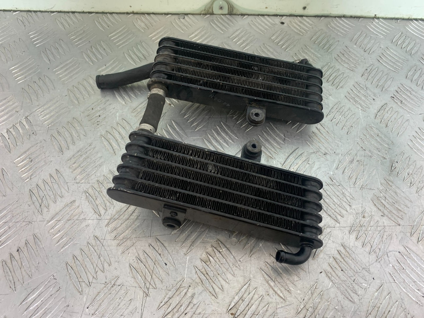 APRILIA RSV1000 R FACTORY MILLE OIL COOLERS  2004-09 (CMB1203)