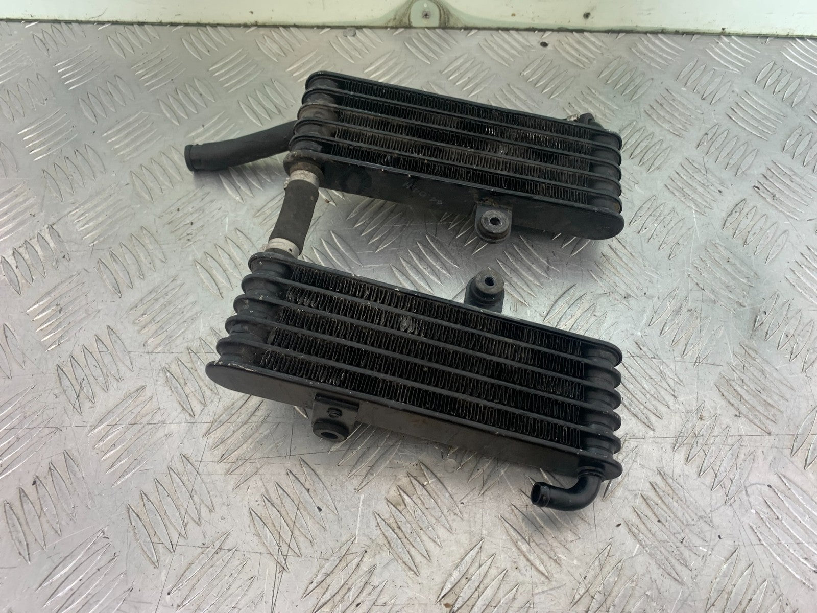 APRILIA RSV1000 R FACTORY MILLE OIL COOLERS  2004-09 (CMB1203)