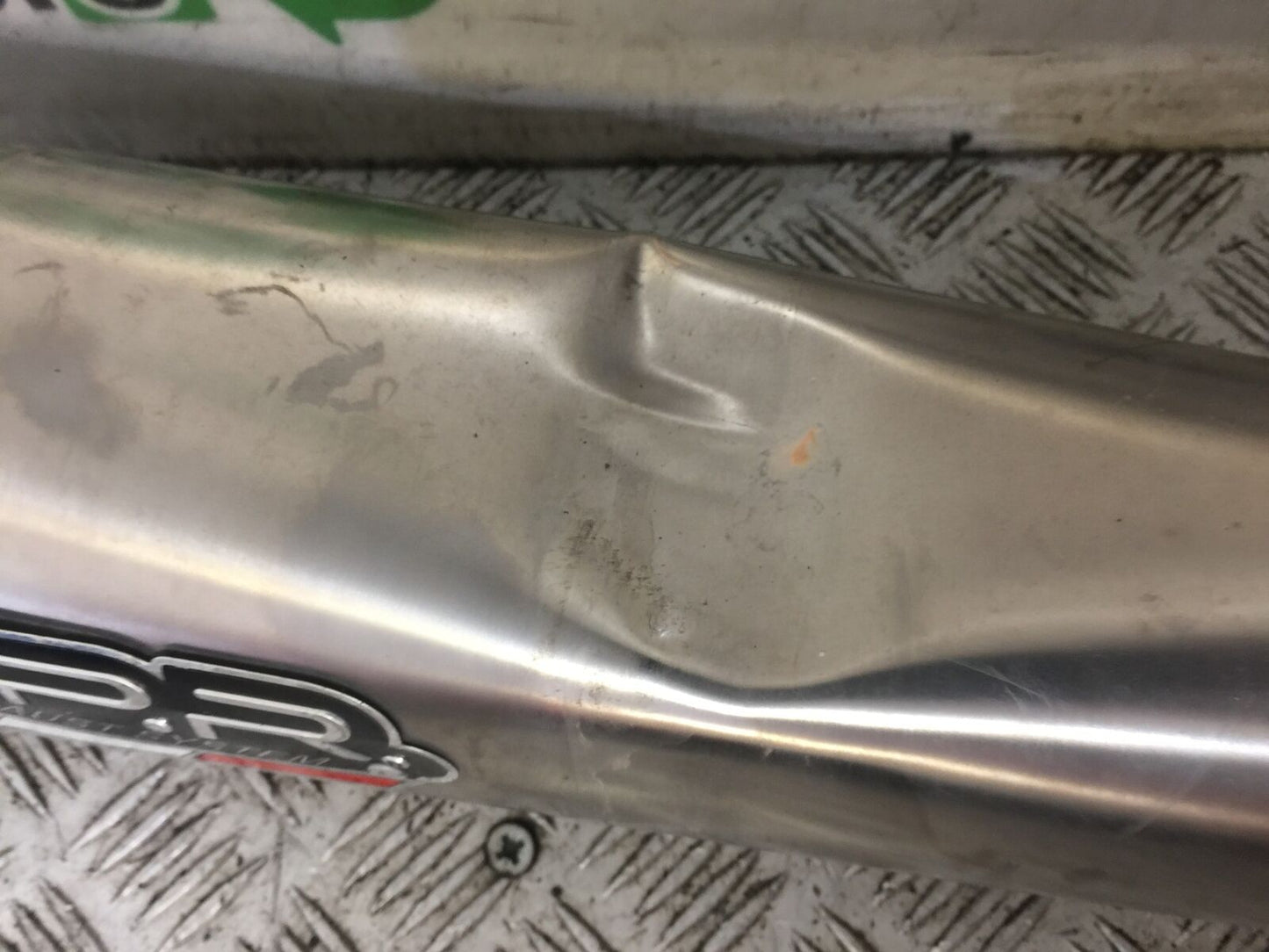 YAMAHA FZS1000 FAZER 1000 FZ1 SILENCER (DAMAGED) YEAR 2000-05 (STOCK 714)