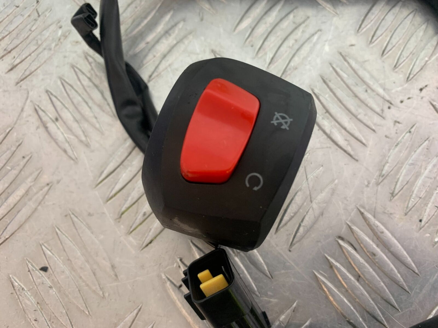 SINNIS TERRAIN 125 RIGHT SWITCH GEAR  YEAR 2024 (CMB1072)
