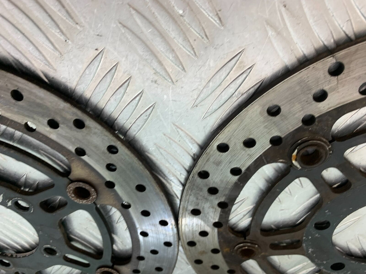 SUZUKI SV650 SV 650 FRONT BRAKE DISCS   YEAR 2003-2006 (CMB1024)