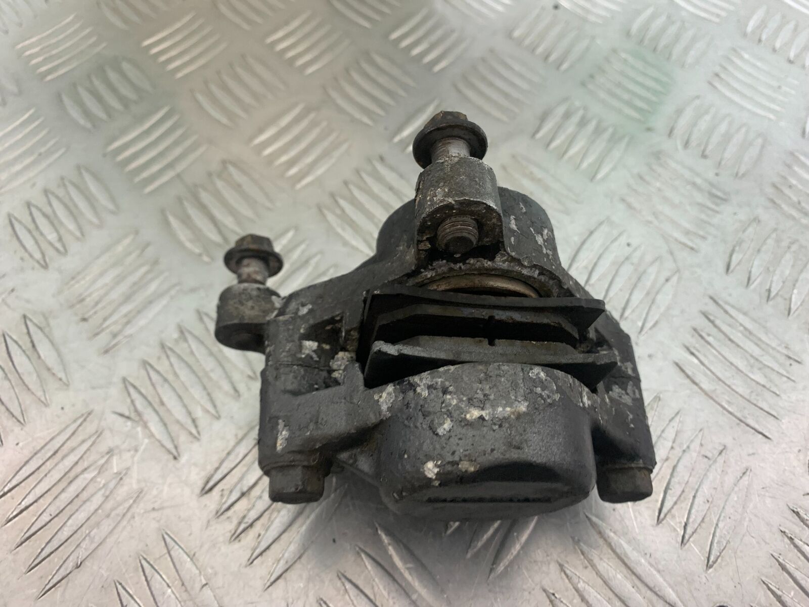YAMAHA XVS 1100 DRAGSTAR REAR CALIPER  2000-2007 (CMB1108)