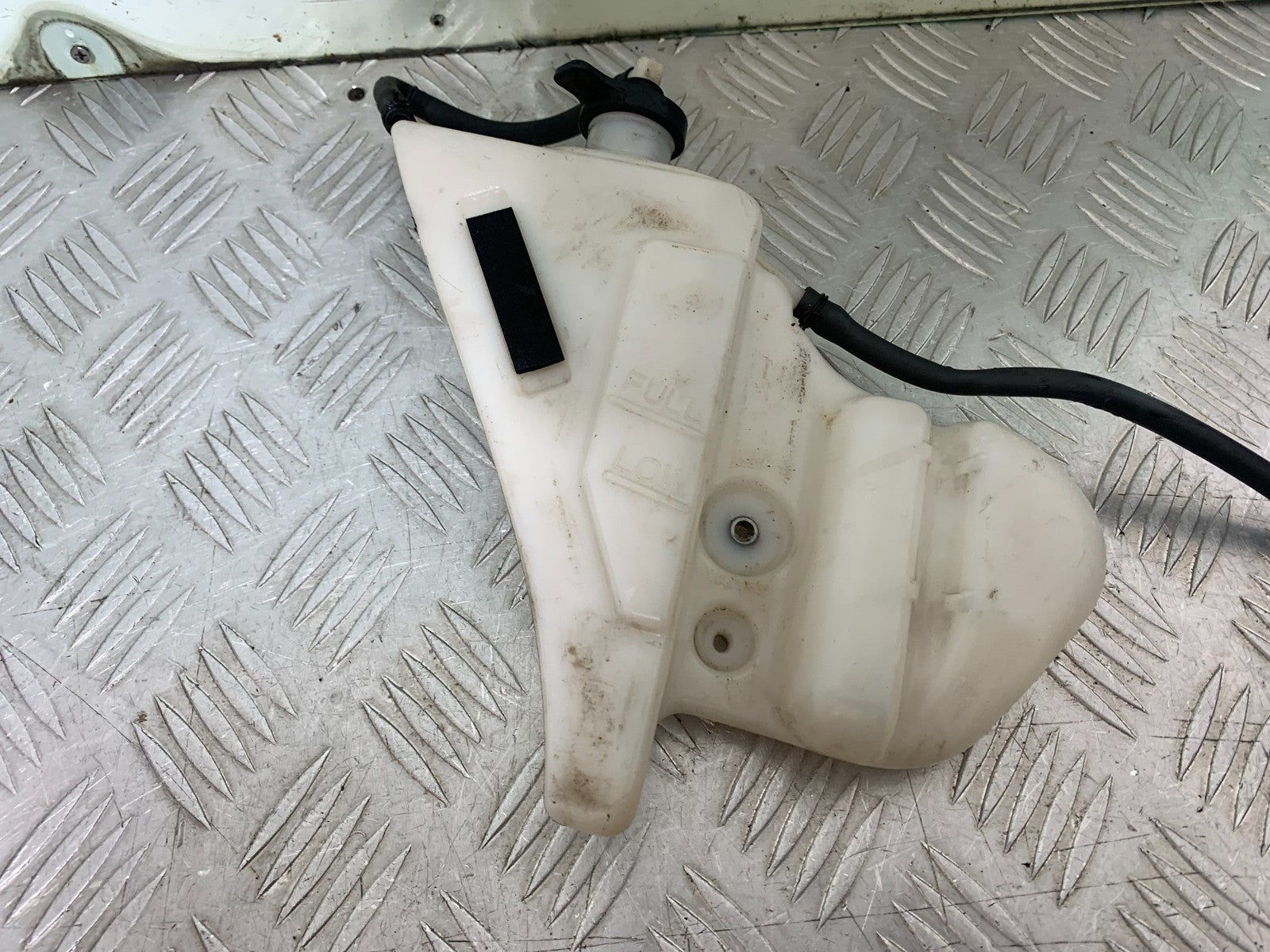 APRILIA TUONO 1000 V4 COOLANT BOTTLE  YEAR 2013-2014  (CMB1239)