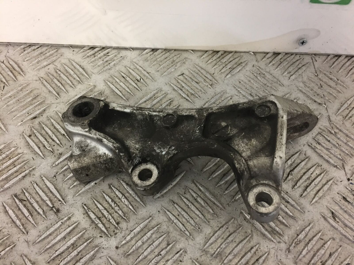 YAMAHA TDM850 TDM 850 REAR CALIPER BRACKET  YEAR 1996