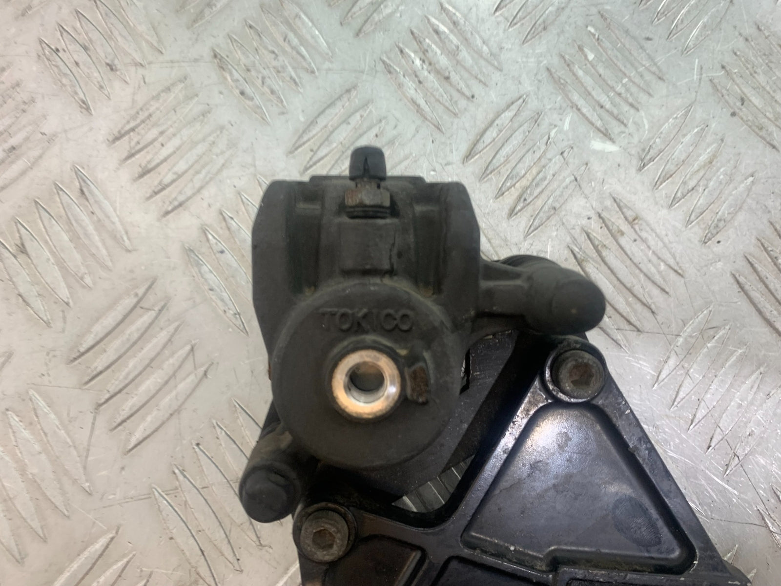 KAWASAKI ZX6R ZX6 R P7F P8F REAR CALIPER   YEAR 2007-08 (CMB1165)