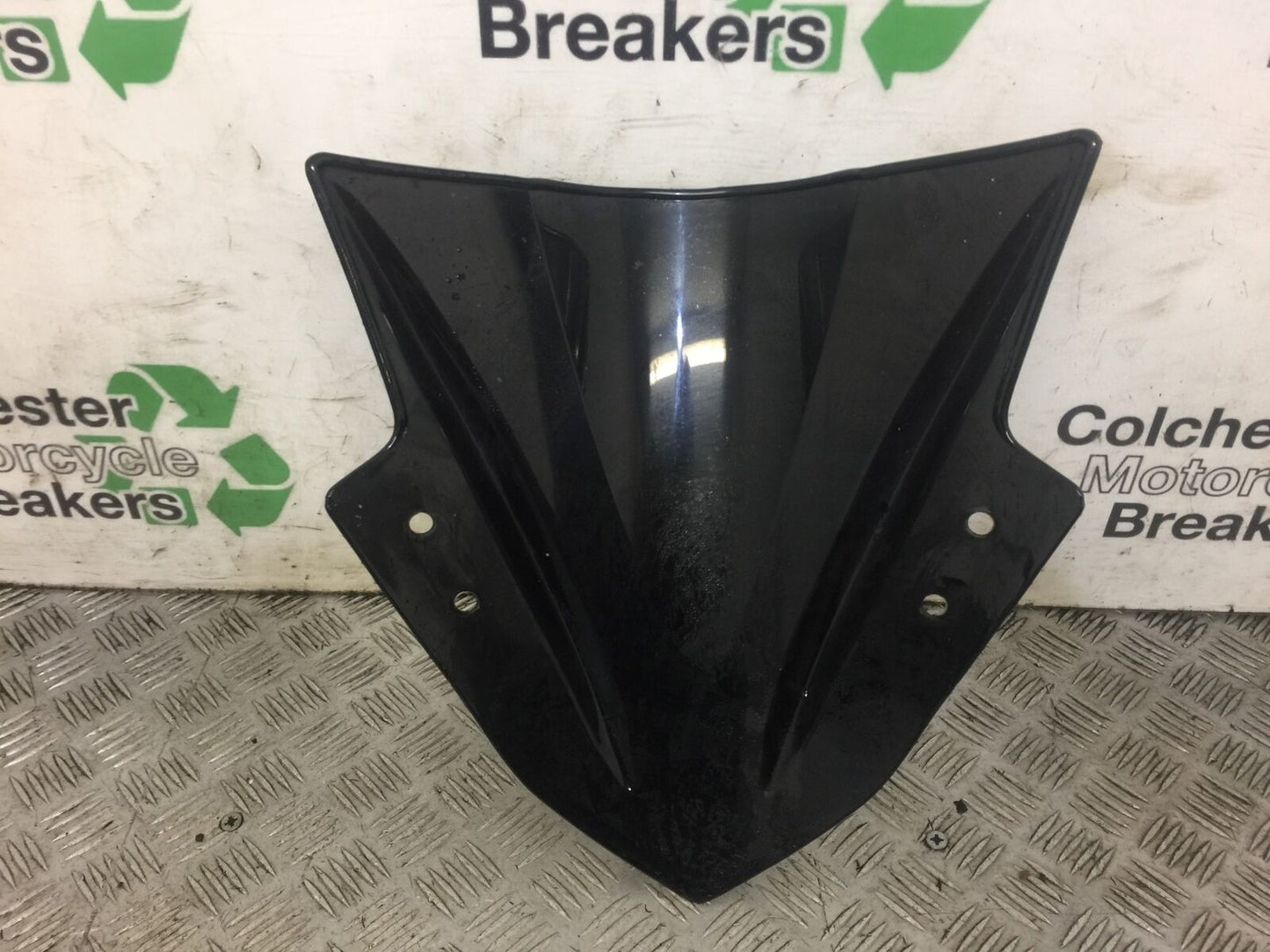 KAWASAKI NINJA 300 EX300 SCREEN  YEAR 2017 (STOCK 492)