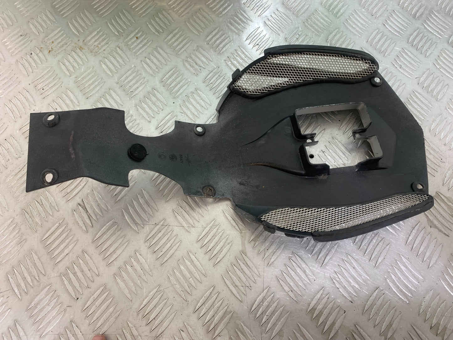 MV AGUSTA 800 F3 UNDERTRAY  YEAR 2013-2016 (CMB1152)