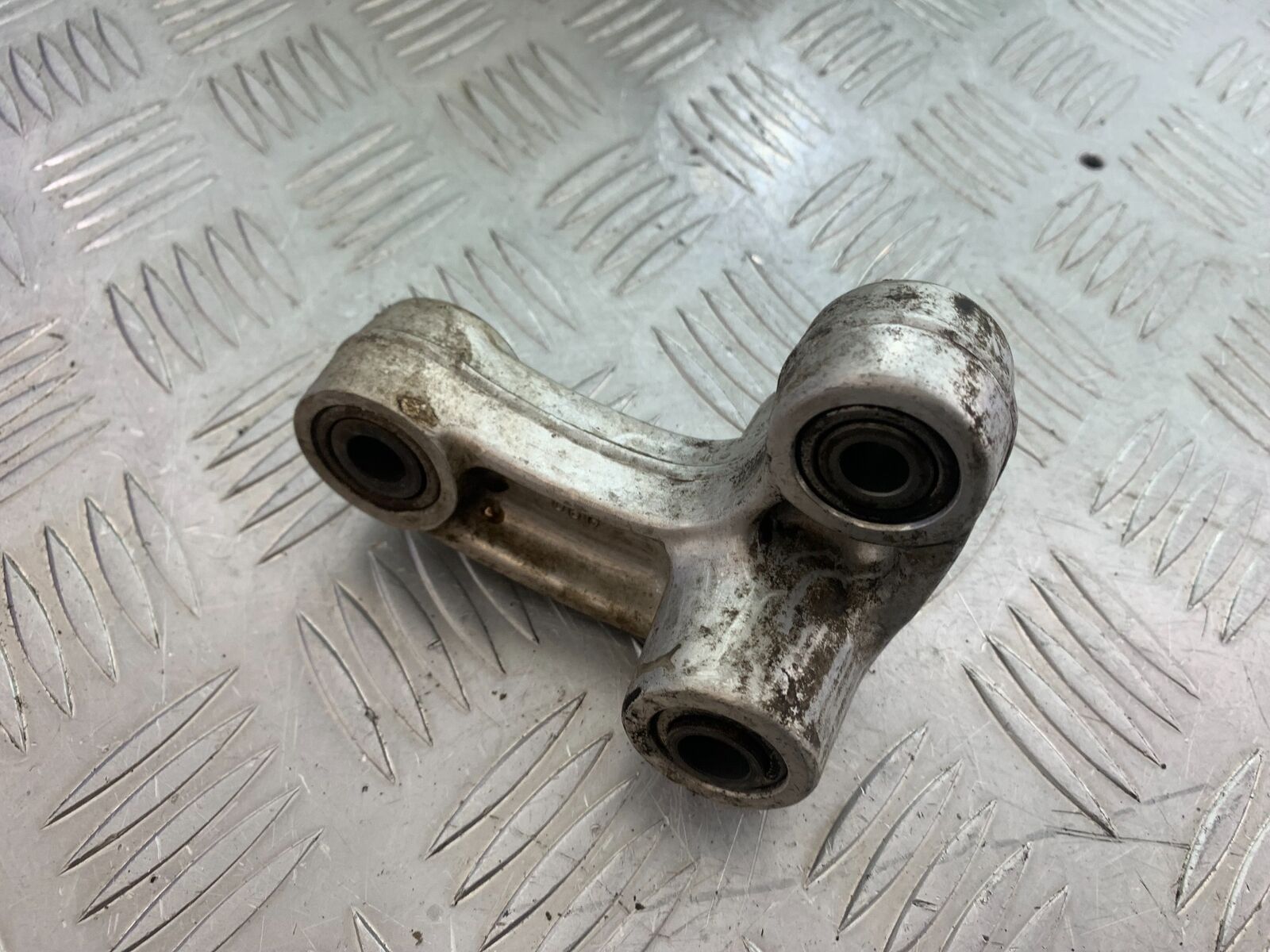 SUZUKI DL 650 V-STROM REAR SHOCK LINKAGE YEAR 2020 (CMB1117)