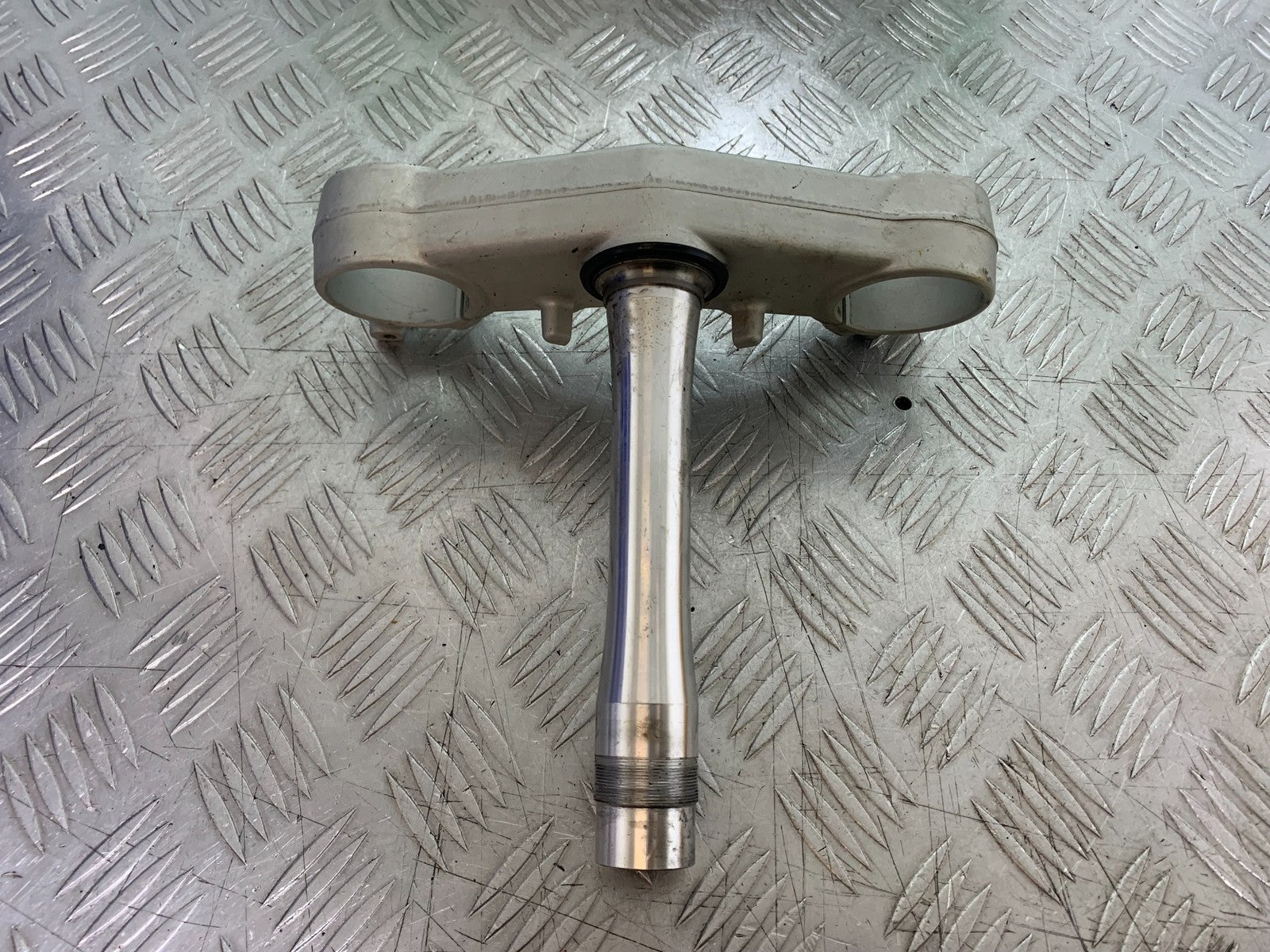 APRILIA RSV4 FACTORY BOTTOM YOKE  YEAR 2009-2012 (CMB1224)