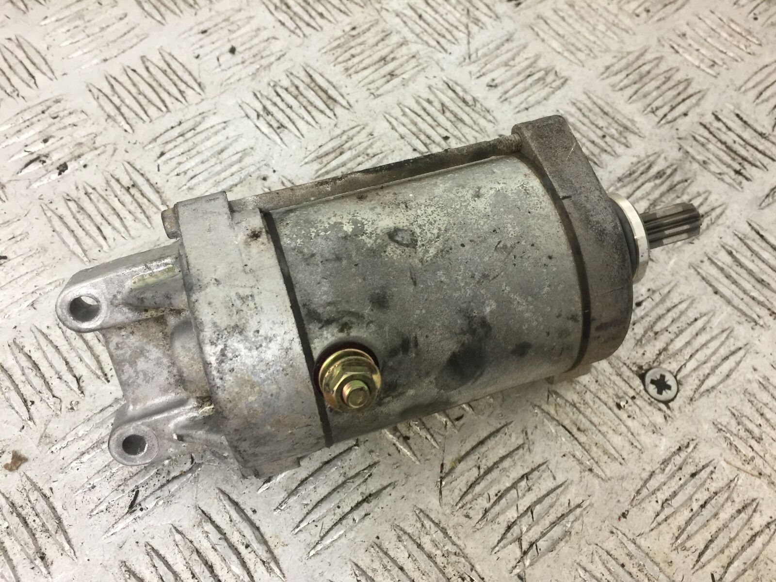 HONDA CBR929 FIREBLADE STARTER MOTOR  YEAR 2000-01  (STOCK 683)