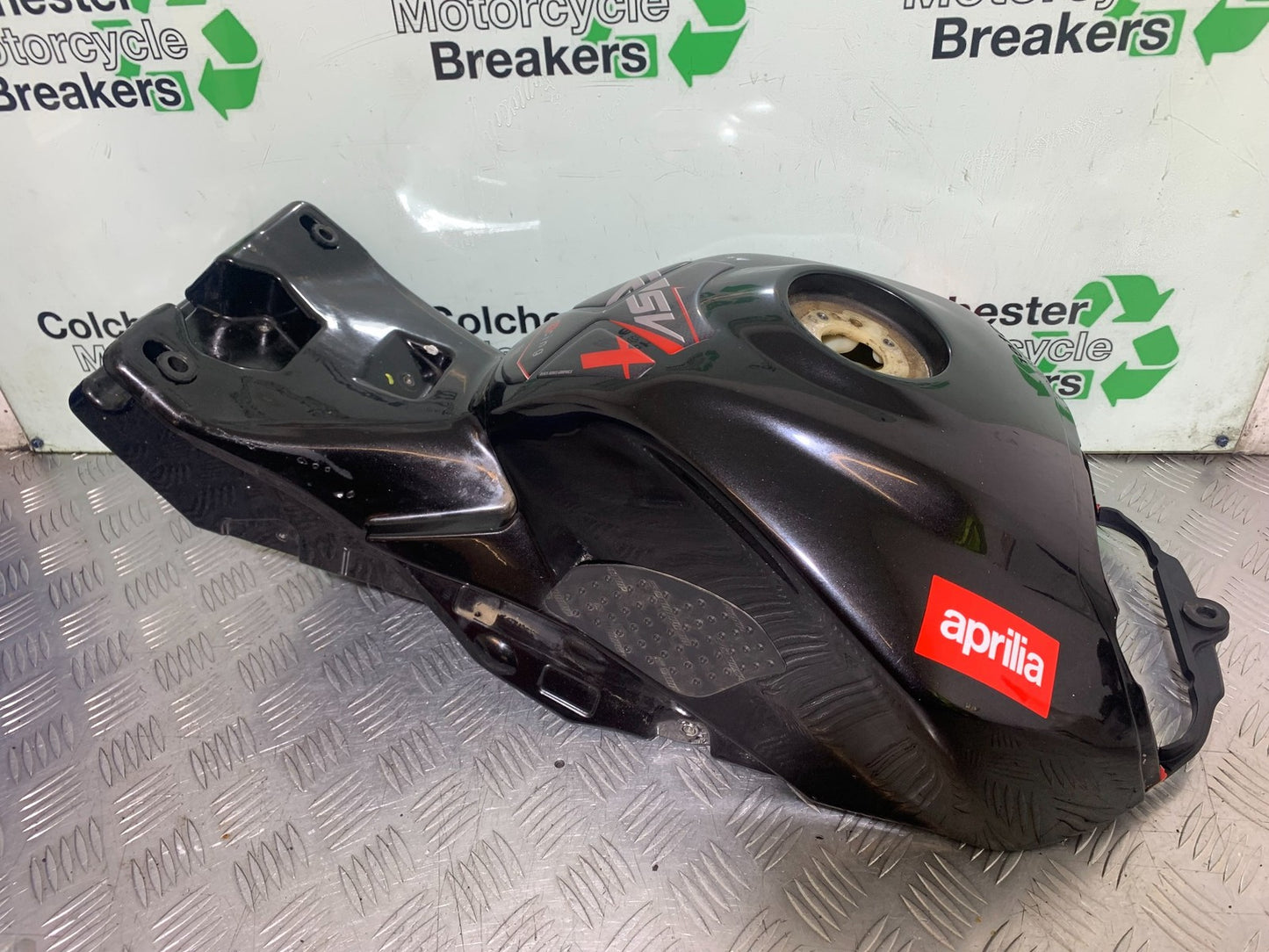 APRILIA RSV4 FACTORY PETROL TANK   YEAR 2009-2012(CMB1224)